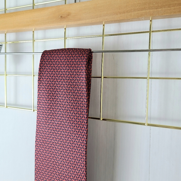 Brioni Handmade Geometric Printed Woven Silk Tie - Picture 3 of 9